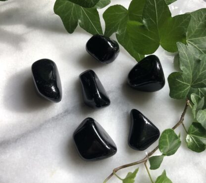 Obsidian svart